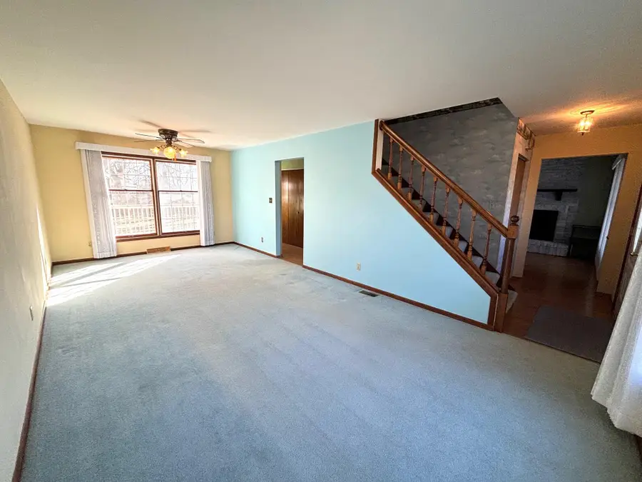 3863 Kingsway Drive, Crown Point, IN 46307 - #3