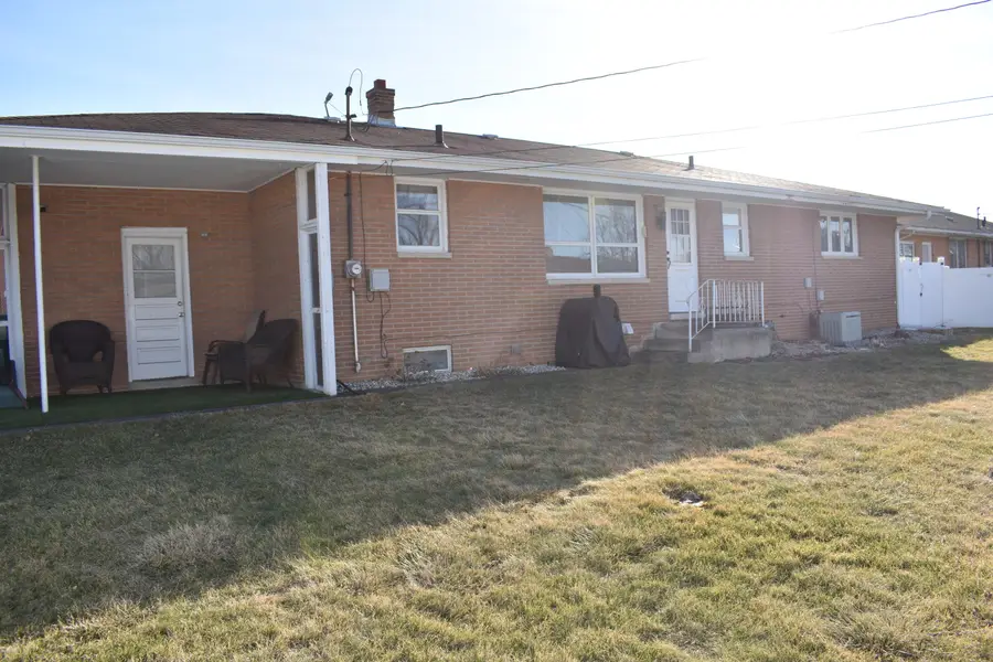 300 W 54th Place, Merrillville, IN 46410 - #3