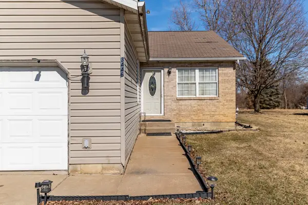 3446 E 69th Avenue, Merrillville, IN 46410