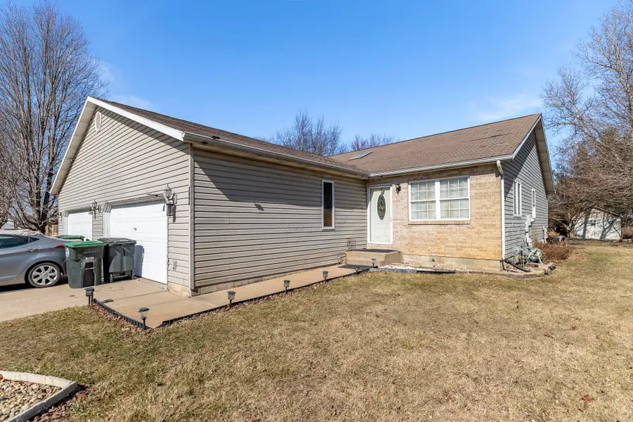3446 E 69th Avenue, Merrillville, IN 46410 - #2