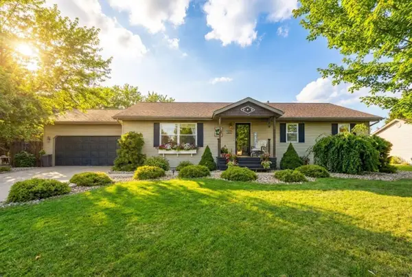 699 W Maple Lane, La Porte, IN 46350