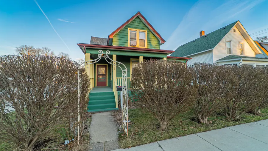 401 E Street, La Porte, IN 46350 - #2