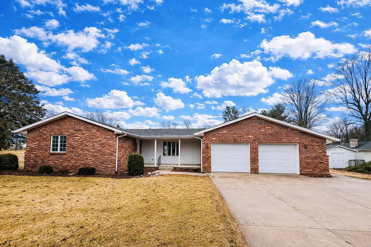 525 E Babcock Lane, Rensselaer, IN 47978 - #1