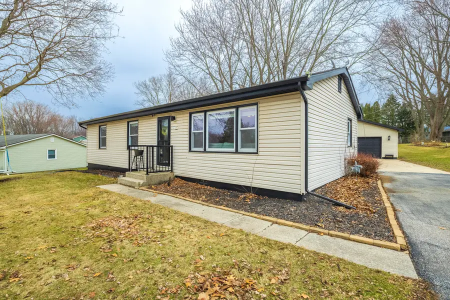 455 Marian Drive, Valparaiso, IN 46385 - #2