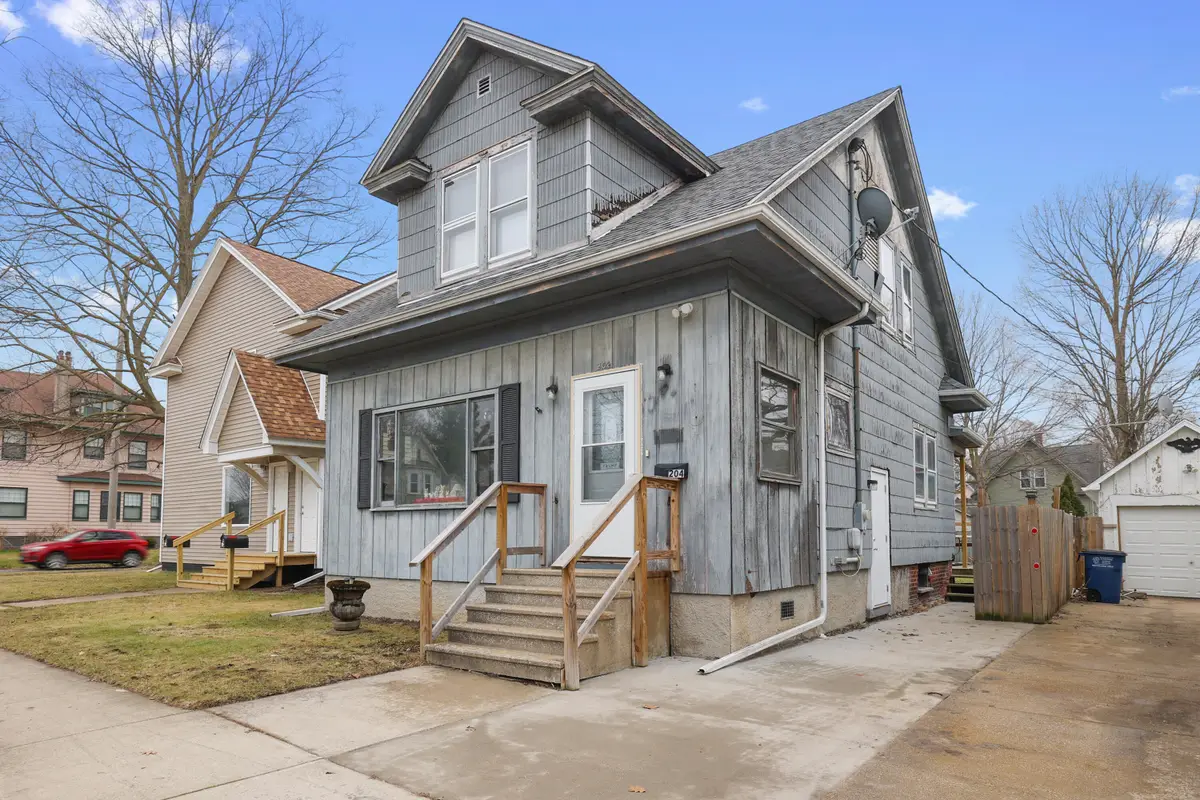 204 Jefferson Avenue, La Porte, IN 46350 - #1