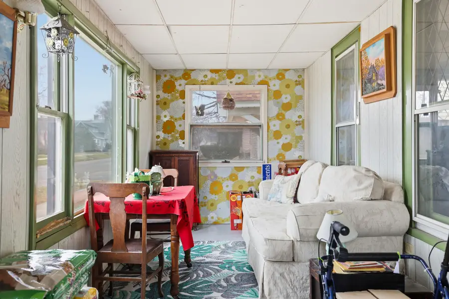 204 Jefferson Avenue, La Porte, IN 46350 - #3