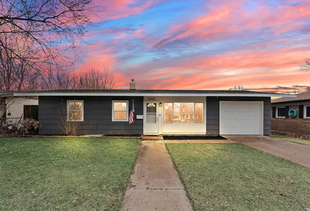 2908 W 38th Avenue, Hobart, IN 46342 - #1