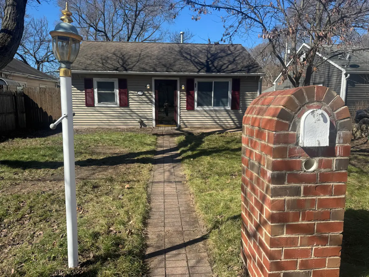 714 N Carroll Avenue, Michigan City, IN 46360 - #1