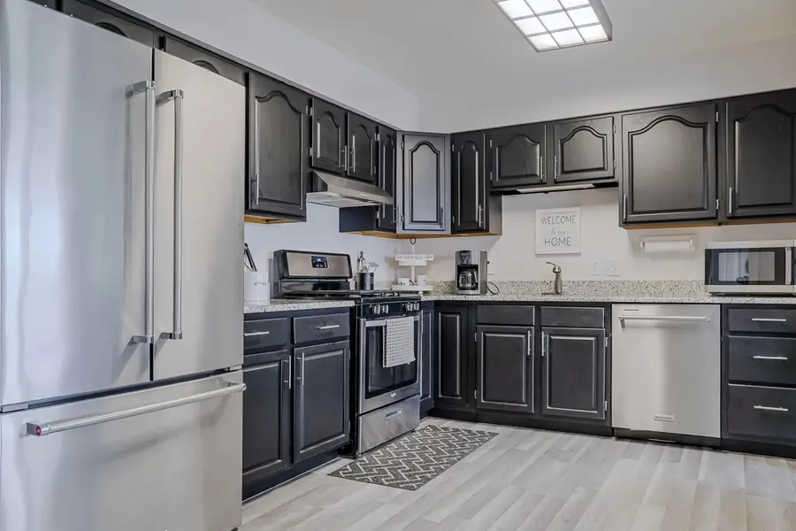 5065 Spinnaker Lane #E, Crown Point, IN 46307 - #3