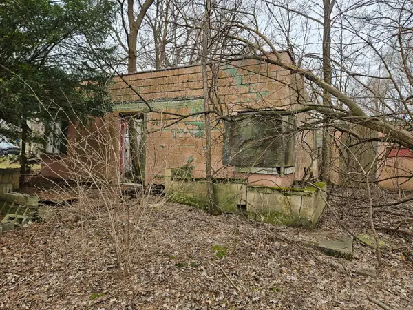 2211 W 48th Place, Gary, IN 46408