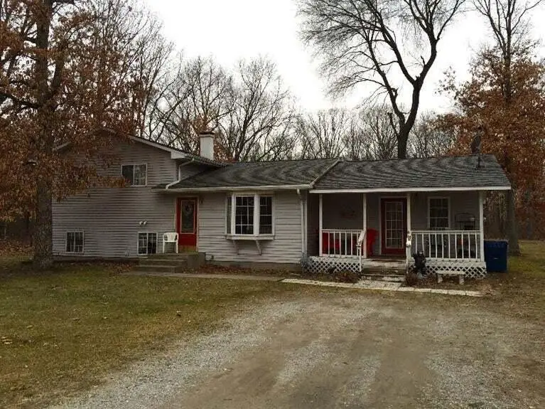 735 N 600 E, Knox, IN 46534 - #1
