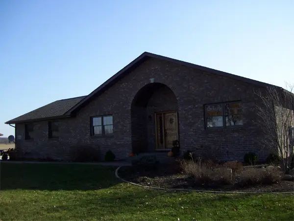 6494 W Joliet Road, La Porte, IN 46350