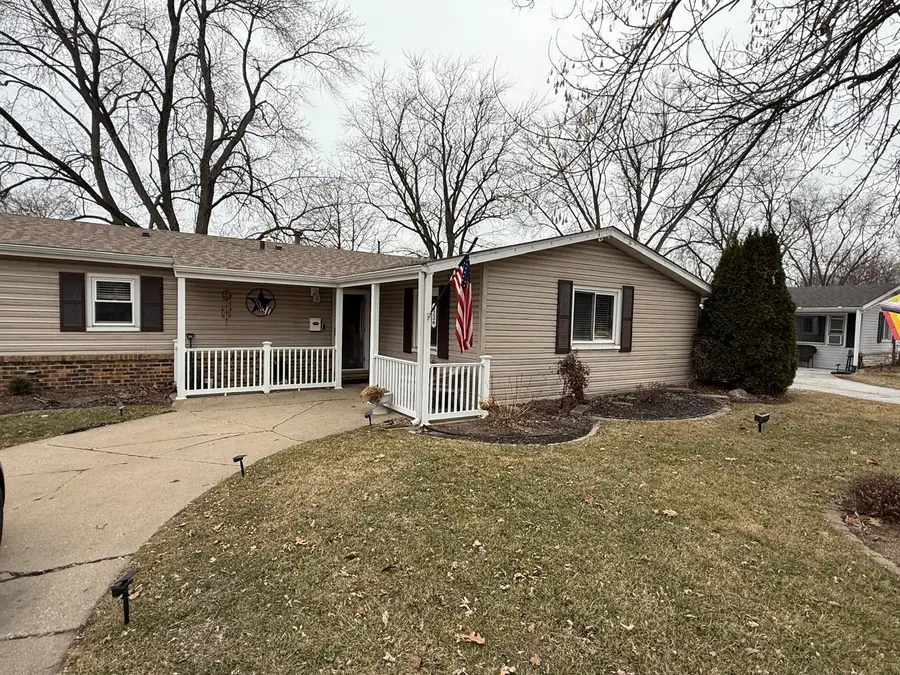 1226 N Glenwood Avenue, Griffith, IN 46319 - #2
