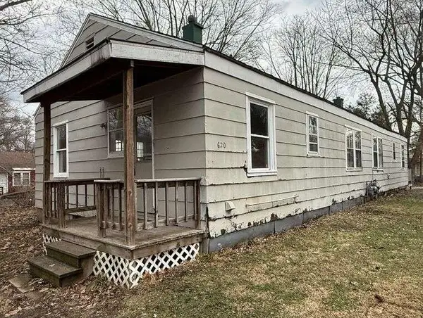 620 Kingsporte Lane, La Porte, IN 46350