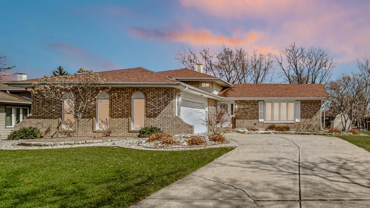 9323 Belmont Avenue, Saint John, IN 46373 - #1