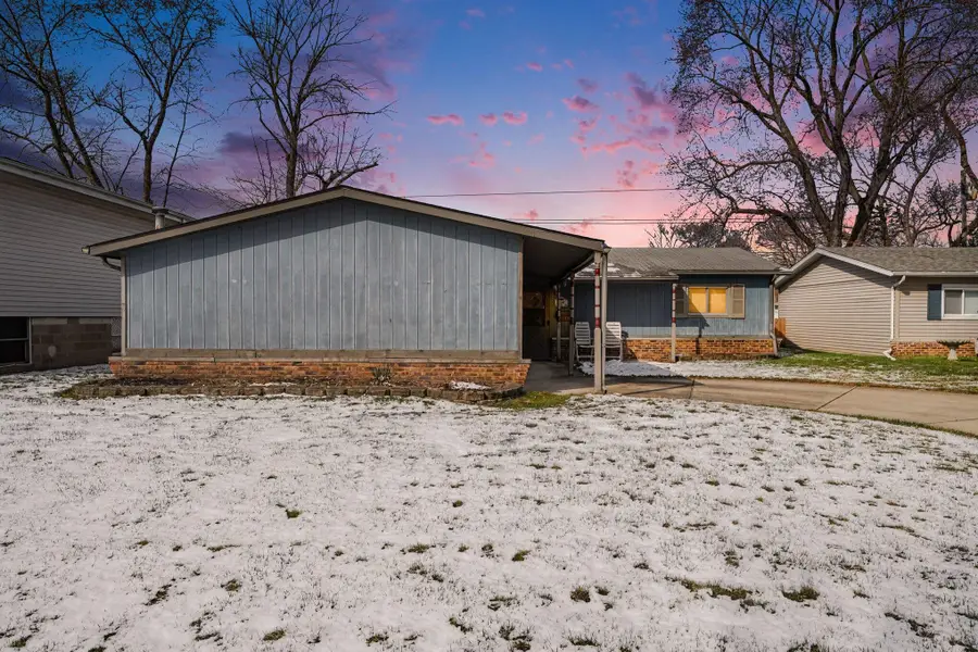 736 N Glenwood Avenue, Griffith, IN 46319 - #2