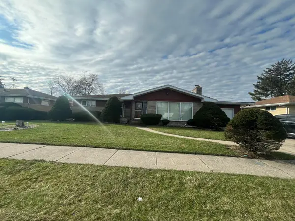 423 W 55th Place, Merrillville, IN 46410