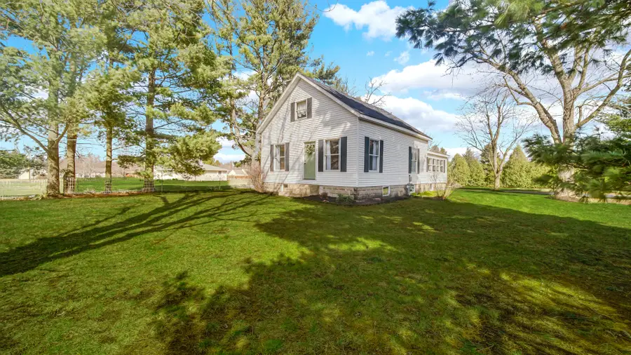 11341 N 900 W, Demotte, IN 46310 - #2