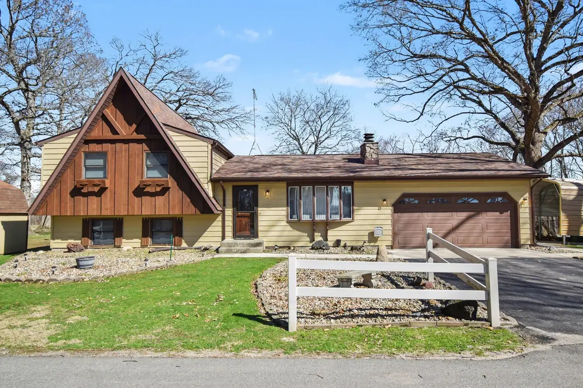 7529 E 400 S, Walkerton, IN 46574 - #1