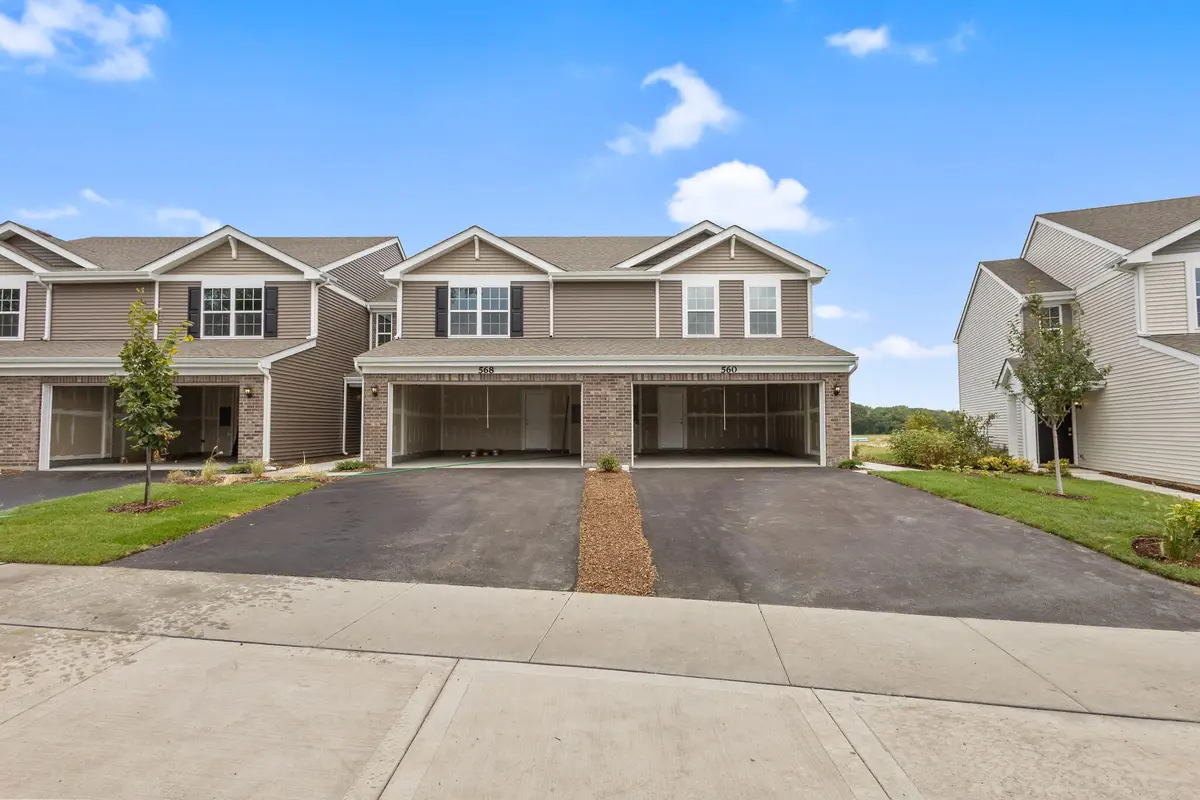 557 Cressmoor Boulevard, Hobart, IN 46342 - #1