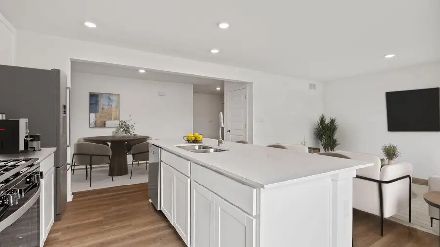 557 Cressmoor Boulevard, Hobart, IN 46342 - #3