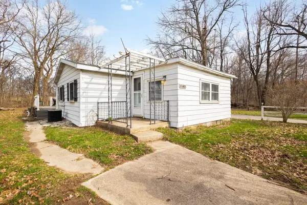 1702 N Longshore Drive, Walkerton, IN 46574