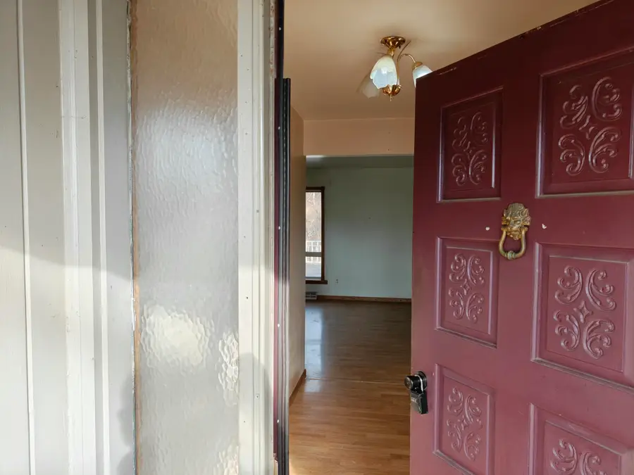 31 Smoke Road, Valparaiso, IN 46385 - #3