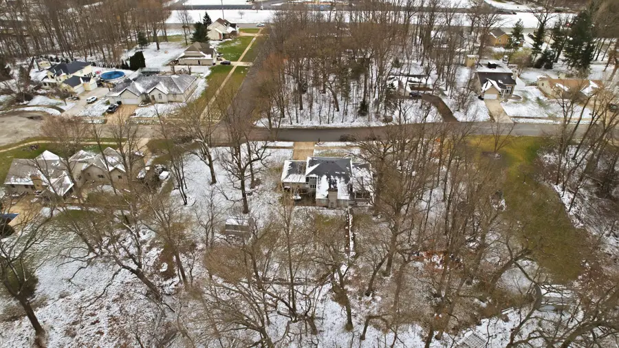 2210 E 9th Place, Hobart, IN 46342 - #2