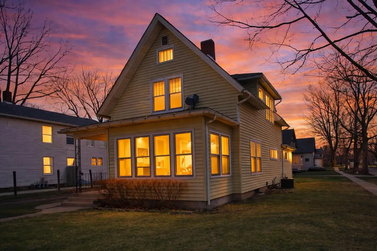 1011 Jackson Street, La Porte, IN 46350 - #1