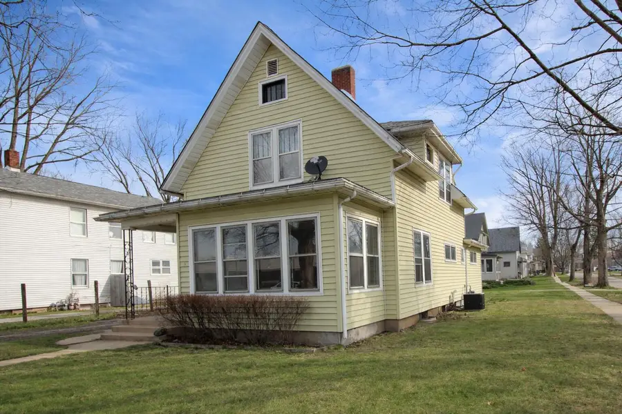 1011 Jackson Street, La Porte, IN 46350 - #2