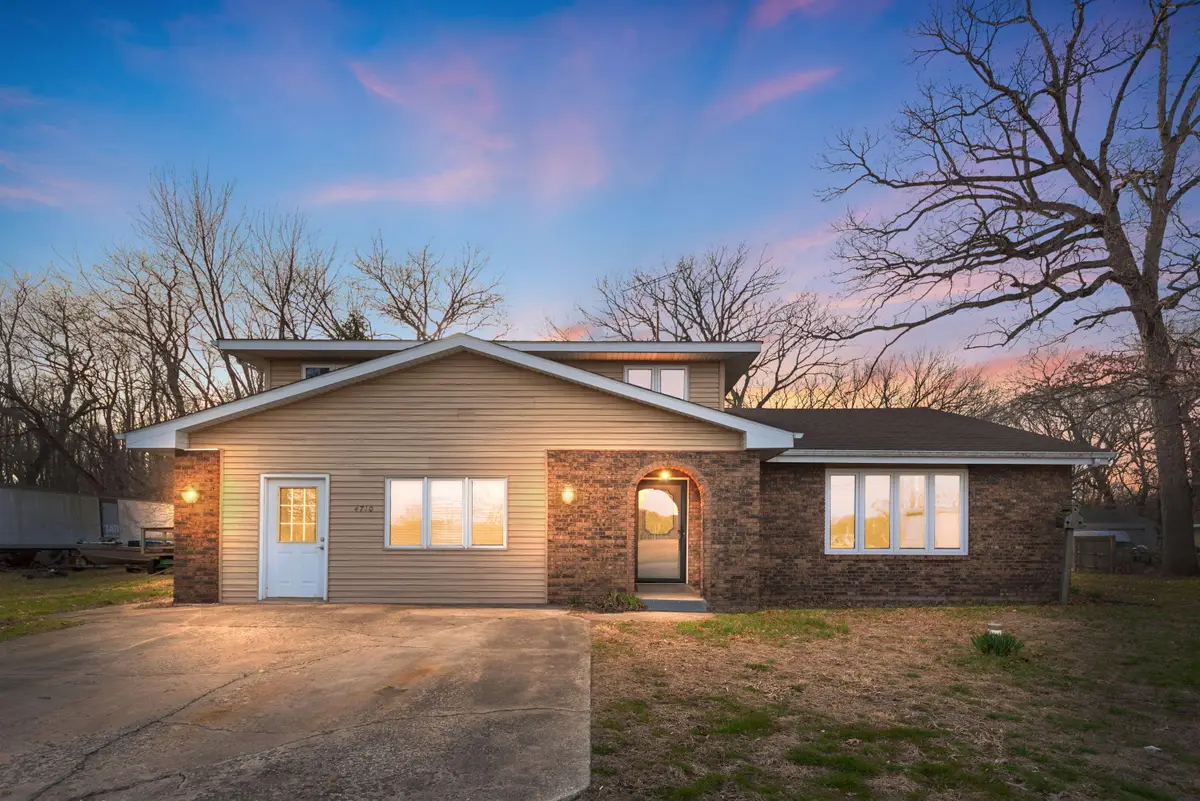 4710 Oak Lane Drive, Griffith, IN 46319 - #1