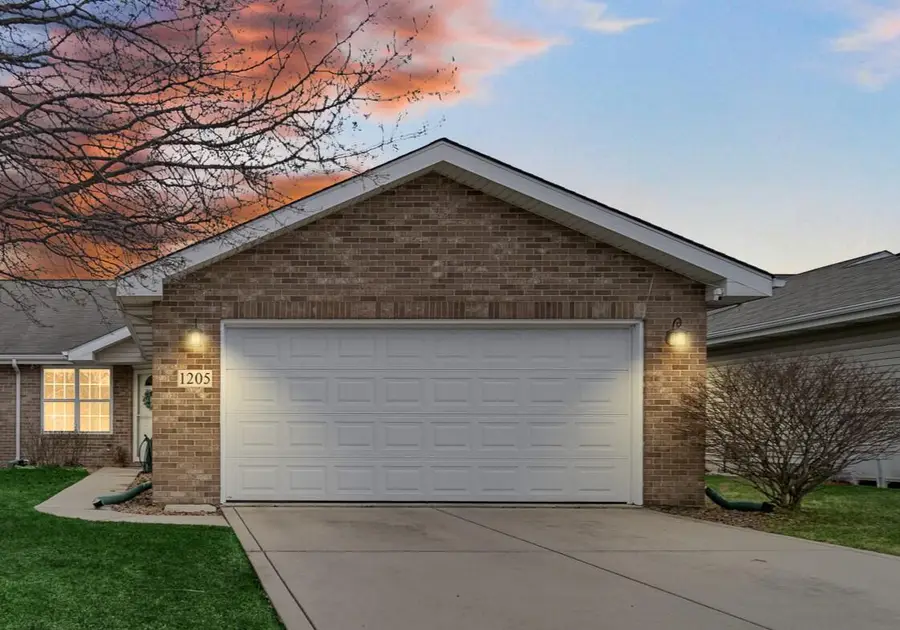 1205 W 84th Lane, Merrillville, IN 46410 - #2