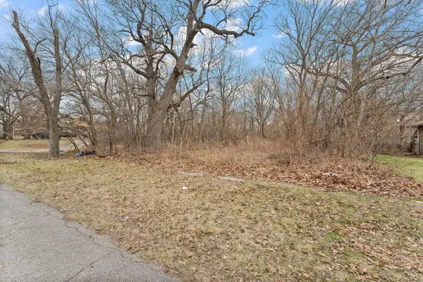 1033 E 41st Place, Gary, IN 46409