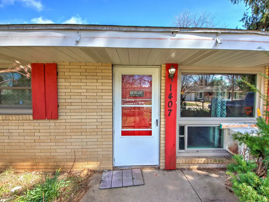 1407 J Street, La Porte, IN 46350 - #2