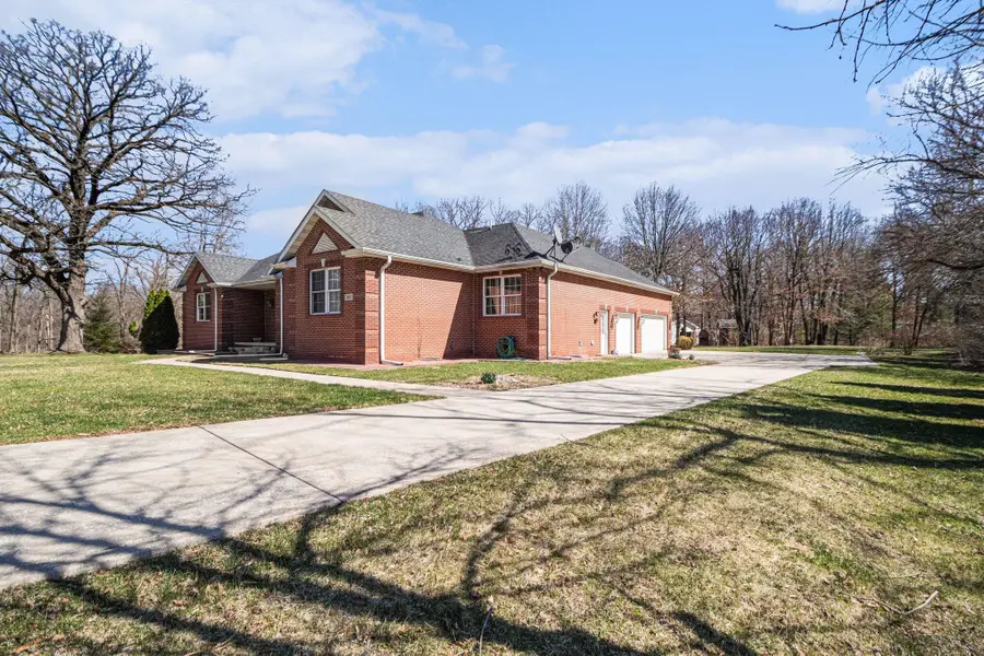 9011 Park Valley Court, Hobart, IN 46342 - #3