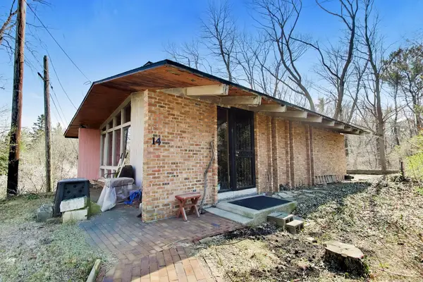 14 Beach Lane Court, Ogden Dunes, IN 46368