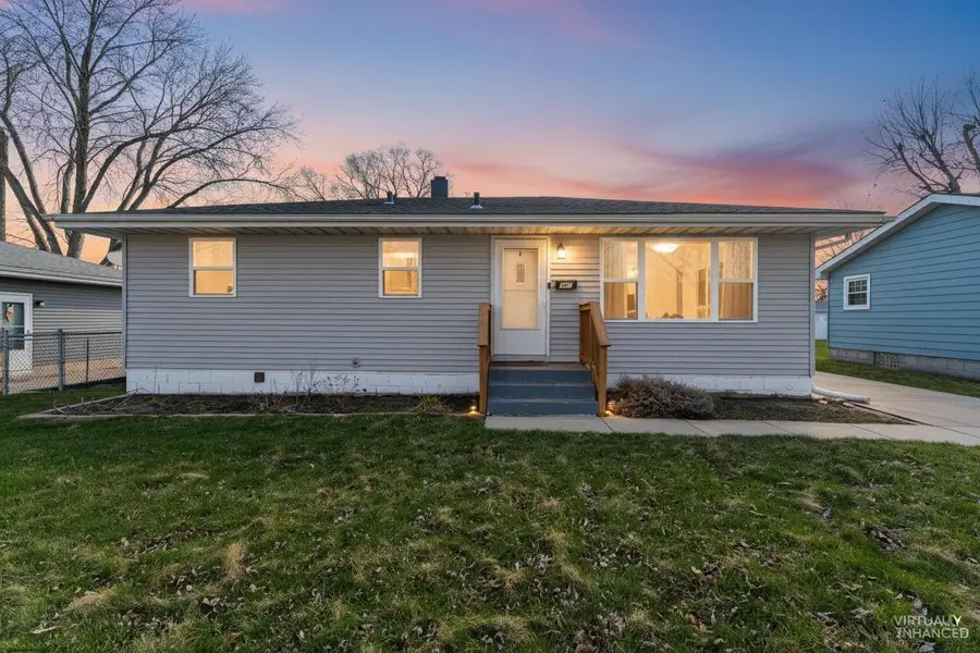 947 N Wood Street, Griffith, IN 46319 - #2