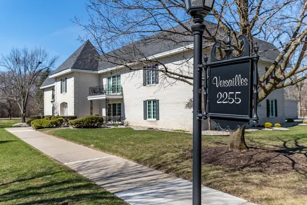 2255 Bordeaux Walk #B1, Highland, IN 46322