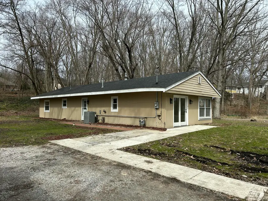 4609 Bear Lane, Valparaiso, IN 46383 - #3