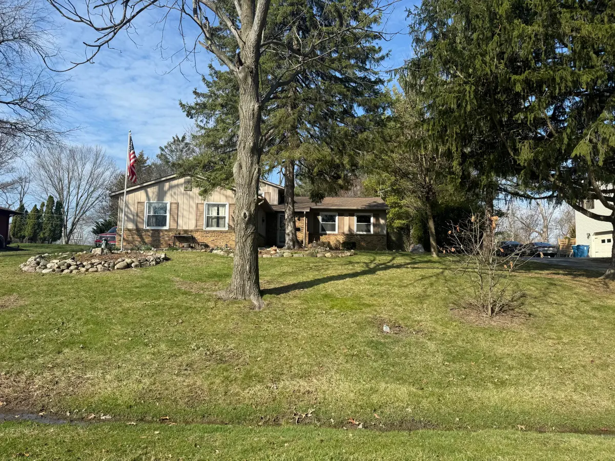 212 Weblos Trail, Valparaiso, IN 46385 - #1