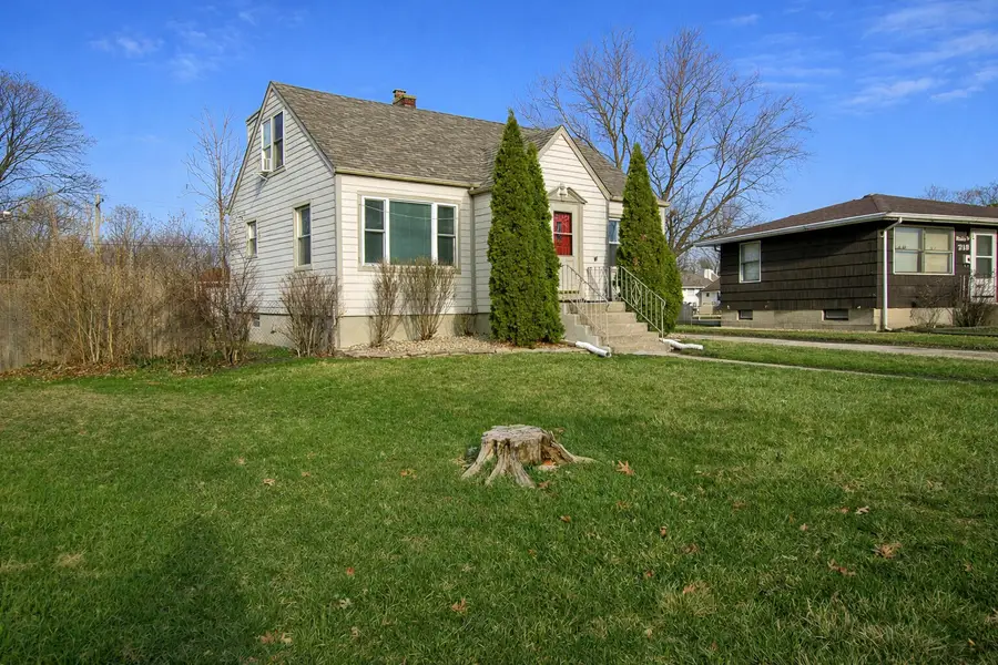 214 N Dwiggins Street, Griffith, IN 46319 - #3