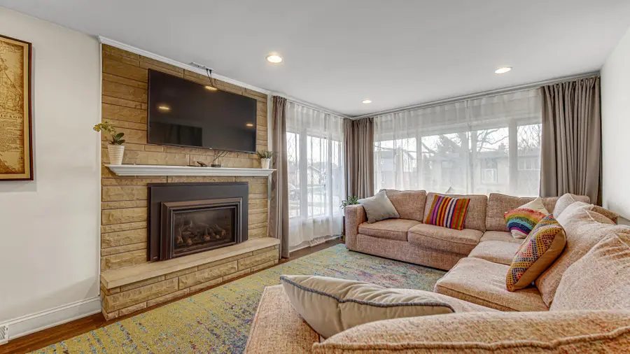 9030 Orchard Drive, Highland, IN 46322 - #3