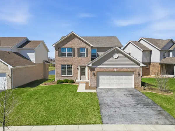 10322 Adler Cove, St. John, IN 46373