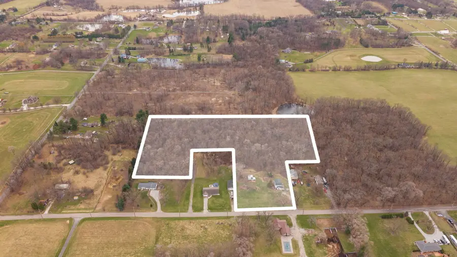 720 W 100 N, Valparaiso, IN 46385 - #2