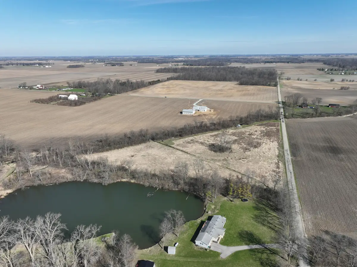 10 W North Street, Anderson, IN 46017 - #1