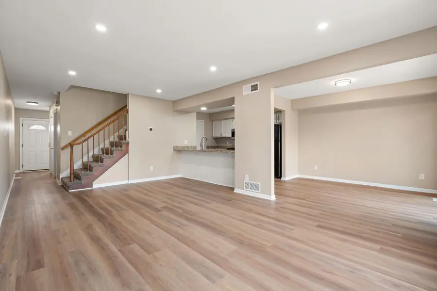 617 Wellington Drive, Dyer, IN 46311 - #3