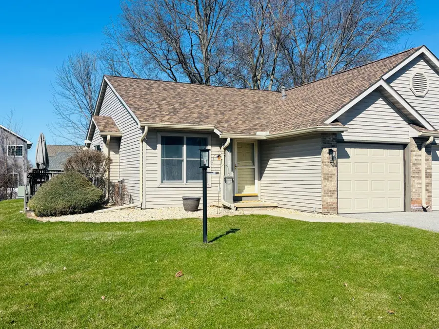 3612 Creekside Drive, Valparaiso, IN 46383 - #2