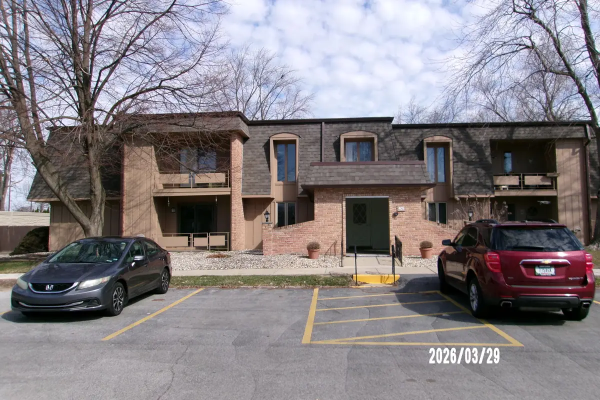 405 Old Stone Road #E2, Munster, IN 46321 - #1