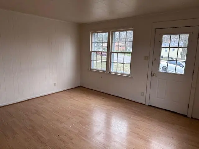 516 W 13th Street, La Porte, IN 46350 - #2