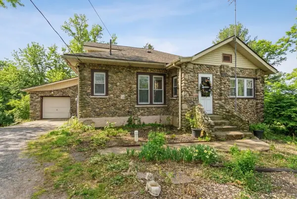 8256 E State Road 2, New Carlisle, IN 46552